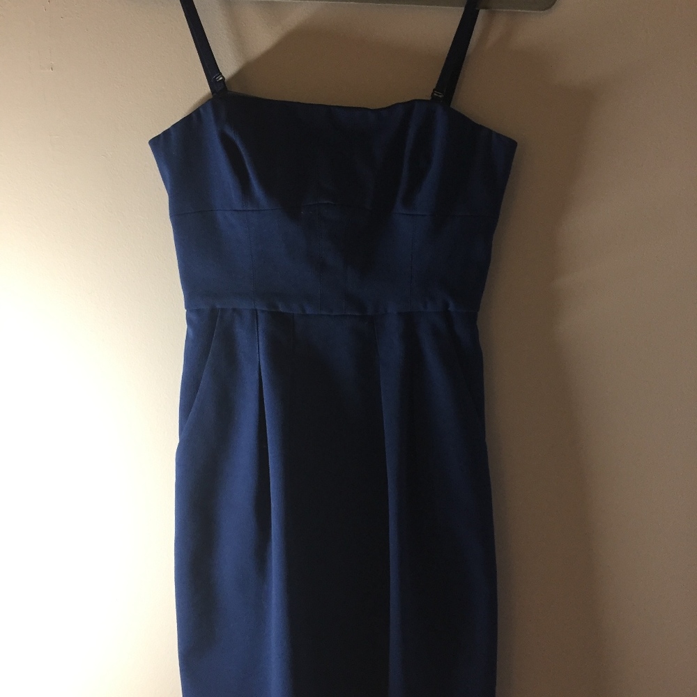 BCBG 4 Navy Blue convertible Spaghetti, pockets